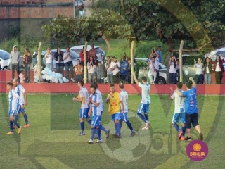 
<a style='margin-left: 5px;' class='btn btn-xs btn-social btn-facebook' href='https://www.facebook.com/sharer/sharer.php?u=https://www.boladovale.com.br/imgs/800-800-90/conteudo/fotos/1634/img4704.jpg' rel='popup' data-width='500' data-height='400'><i class='fa fa-facebook'></i>Compartilhar <span class='hidden-xs'>no Facebook</span>
</a> 
<a class='btn btn-default btn-xs' target='_blank' href='imgs/800-800-90/conteudo/fotos/1634/img4704.jpg'>
<span class='glyphicon glyphicon-cloud-download'></span> Salvar
</a> 
<span></span>