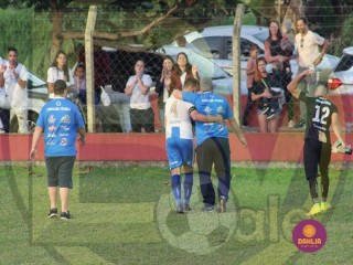 
<a style='margin-left: 5px;' class='btn btn-xs btn-social btn-facebook' href='https://www.facebook.com/sharer/sharer.php?u=https://www.boladovale.com.br/imgs/800-800-90/conteudo/fotos/1634/img4712.jpg' rel='popup' data-width='500' data-height='400'><i class='fa fa-facebook'></i>Compartilhar <span class='hidden-xs'>no Facebook</span>
</a> 
<a class='btn btn-default btn-xs' target='_blank' href='imgs/800-800-90/conteudo/fotos/1634/img4712.jpg'>
<span class='glyphicon glyphicon-cloud-download'></span> Salvar
</a> 
<span></span>