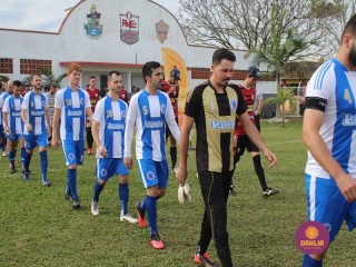 
<a style='margin-left: 5px;' class='btn btn-xs btn-social btn-facebook' href='https://www.facebook.com/sharer/sharer.php?u=https://www.boladovale.com.br/imgs/800-800-90/conteudo/fotos/1635/img5383.jpg' rel='popup' data-width='500' data-height='400'><i class='fa fa-facebook'></i>Compartilhar <span class='hidden-xs'>no Facebook</span>
</a> 
<a class='btn btn-default btn-xs' target='_blank' href='imgs/800-800-90/conteudo/fotos/1635/img5383.jpg'>
<span class='glyphicon glyphicon-cloud-download'></span> Salvar
</a> 
<span></span>