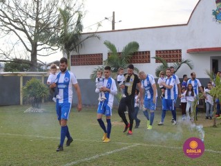 
<a style='margin-left: 5px;' class='btn btn-xs btn-social btn-facebook' href='https://www.facebook.com/sharer/sharer.php?u=https://www.boladovale.com.br/imgs/800-800-90/conteudo/fotos/1635/img5477.jpg' rel='popup' data-width='500' data-height='400'><i class='fa fa-facebook'></i>Compartilhar <span class='hidden-xs'>no Facebook</span>
</a> 
<a class='btn btn-default btn-xs' target='_blank' href='imgs/800-800-90/conteudo/fotos/1635/img5477.jpg'>
<span class='glyphicon glyphicon-cloud-download'></span> Salvar
</a> 
<span></span>