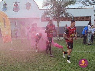 
<a style='margin-left: 5px;' class='btn btn-xs btn-social btn-facebook' href='https://www.facebook.com/sharer/sharer.php?u=https://www.boladovale.com.br/imgs/800-800-90/conteudo/fotos/1635/img5505.jpg' rel='popup' data-width='500' data-height='400'><i class='fa fa-facebook'></i>Compartilhar <span class='hidden-xs'>no Facebook</span>
</a> 
<a class='btn btn-default btn-xs' target='_blank' href='imgs/800-800-90/conteudo/fotos/1635/img5505.jpg'>
<span class='glyphicon glyphicon-cloud-download'></span> Salvar
</a> 
<span></span>
