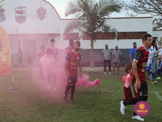 
<a style='margin-left: 5px;' class='btn btn-xs btn-social btn-facebook' href='https://www.facebook.com/sharer/sharer.php?u=https://www.boladovale.com.br/imgs/800-800-90/conteudo/fotos/1635/img5507.jpg' rel='popup' data-width='500' data-height='400'><i class='fa fa-facebook'></i>Compartilhar <span class='hidden-xs'>no Facebook</span>
</a> 
<a class='btn btn-default btn-xs' target='_blank' href='imgs/800-800-90/conteudo/fotos/1635/img5507.jpg'>
<span class='glyphicon glyphicon-cloud-download'></span> Salvar
</a> 
<span></span>