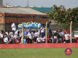 
<a style='margin-left: 5px;' class='btn btn-xs btn-social btn-facebook' href='https://www.facebook.com/sharer/sharer.php?u=https://www.boladovale.com.br/imgs/800-800-90/conteudo/fotos/1635/img5532.jpg' rel='popup' data-width='500' data-height='400'><i class='fa fa-facebook'></i>Compartilhar <span class='hidden-xs'>no Facebook</span>
</a> 
<a class='btn btn-default btn-xs' target='_blank' href='imgs/800-800-90/conteudo/fotos/1635/img5532.jpg'>
<span class='glyphicon glyphicon-cloud-download'></span> Salvar
</a> 
<span></span>