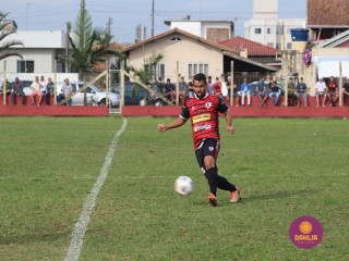 
<a style='margin-left: 5px;' class='btn btn-xs btn-social btn-facebook' href='https://www.facebook.com/sharer/sharer.php?u=https://www.boladovale.com.br/imgs/800-800-90/conteudo/fotos/1635/img5570.jpg' rel='popup' data-width='500' data-height='400'><i class='fa fa-facebook'></i>Compartilhar <span class='hidden-xs'>no Facebook</span>
</a> 
<a class='btn btn-default btn-xs' target='_blank' href='imgs/800-800-90/conteudo/fotos/1635/img5570.jpg'>
<span class='glyphicon glyphicon-cloud-download'></span> Salvar
</a> 
<span></span>