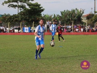 
<a style='margin-left: 5px;' class='btn btn-xs btn-social btn-facebook' href='https://www.facebook.com/sharer/sharer.php?u=https://www.boladovale.com.br/imgs/800-800-90/conteudo/fotos/1635/img5615.jpg' rel='popup' data-width='500' data-height='400'><i class='fa fa-facebook'></i>Compartilhar <span class='hidden-xs'>no Facebook</span>
</a> 
<a class='btn btn-default btn-xs' target='_blank' href='imgs/800-800-90/conteudo/fotos/1635/img5615.jpg'>
<span class='glyphicon glyphicon-cloud-download'></span> Salvar
</a> 
<span></span>