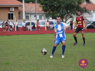 
<a style='margin-left: 5px;' class='btn btn-xs btn-social btn-facebook' href='https://www.facebook.com/sharer/sharer.php?u=https://www.boladovale.com.br/imgs/800-800-90/conteudo/fotos/1635/img5622.jpg' rel='popup' data-width='500' data-height='400'><i class='fa fa-facebook'></i>Compartilhar <span class='hidden-xs'>no Facebook</span>
</a> 
<a class='btn btn-default btn-xs' target='_blank' href='imgs/800-800-90/conteudo/fotos/1635/img5622.jpg'>
<span class='glyphicon glyphicon-cloud-download'></span> Salvar
</a> 
<span></span>