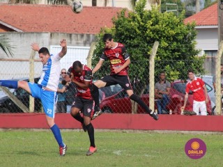 
<a style='margin-left: 5px;' class='btn btn-xs btn-social btn-facebook' href='https://www.facebook.com/sharer/sharer.php?u=https://www.boladovale.com.br/imgs/800-800-90/conteudo/fotos/1635/img5647.jpg' rel='popup' data-width='500' data-height='400'><i class='fa fa-facebook'></i>Compartilhar <span class='hidden-xs'>no Facebook</span>
</a> 
<a class='btn btn-default btn-xs' target='_blank' href='imgs/800-800-90/conteudo/fotos/1635/img5647.jpg'>
<span class='glyphicon glyphicon-cloud-download'></span> Salvar
</a> 
<span></span>