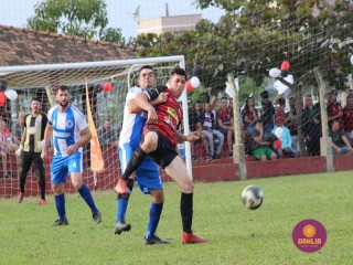 
<a style='margin-left: 5px;' class='btn btn-xs btn-social btn-facebook' href='https://www.facebook.com/sharer/sharer.php?u=https://www.boladovale.com.br/imgs/800-800-90/conteudo/fotos/1635/img5662.jpg' rel='popup' data-width='500' data-height='400'><i class='fa fa-facebook'></i>Compartilhar <span class='hidden-xs'>no Facebook</span>
</a> 
<a class='btn btn-default btn-xs' target='_blank' href='imgs/800-800-90/conteudo/fotos/1635/img5662.jpg'>
<span class='glyphicon glyphicon-cloud-download'></span> Salvar
</a> 
<span></span>