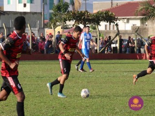 
<a style='margin-left: 5px;' class='btn btn-xs btn-social btn-facebook' href='https://www.facebook.com/sharer/sharer.php?u=https://www.boladovale.com.br/imgs/800-800-90/conteudo/fotos/1635/img5694.jpg' rel='popup' data-width='500' data-height='400'><i class='fa fa-facebook'></i>Compartilhar <span class='hidden-xs'>no Facebook</span>
</a> 
<a class='btn btn-default btn-xs' target='_blank' href='imgs/800-800-90/conteudo/fotos/1635/img5694.jpg'>
<span class='glyphicon glyphicon-cloud-download'></span> Salvar
</a> 
<span></span>