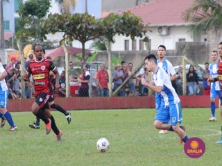 
<a style='margin-left: 5px;' class='btn btn-xs btn-social btn-facebook' href='https://www.facebook.com/sharer/sharer.php?u=https://www.boladovale.com.br/imgs/800-800-90/conteudo/fotos/1635/img5709.jpg' rel='popup' data-width='500' data-height='400'><i class='fa fa-facebook'></i>Compartilhar <span class='hidden-xs'>no Facebook</span>
</a> 
<a class='btn btn-default btn-xs' target='_blank' href='imgs/800-800-90/conteudo/fotos/1635/img5709.jpg'>
<span class='glyphicon glyphicon-cloud-download'></span> Salvar
</a> 
<span></span>