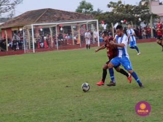 
<a style='margin-left: 5px;' class='btn btn-xs btn-social btn-facebook' href='https://www.facebook.com/sharer/sharer.php?u=https://www.boladovale.com.br/imgs/800-800-90/conteudo/fotos/1635/img5745.jpg' rel='popup' data-width='500' data-height='400'><i class='fa fa-facebook'></i>Compartilhar <span class='hidden-xs'>no Facebook</span>
</a> 
<a class='btn btn-default btn-xs' target='_blank' href='imgs/800-800-90/conteudo/fotos/1635/img5745.jpg'>
<span class='glyphicon glyphicon-cloud-download'></span> Salvar
</a> 
<span></span>