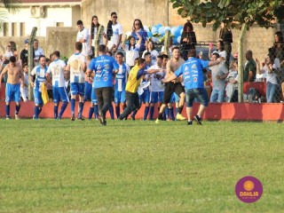 
<a style='margin-left: 5px;' class='btn btn-xs btn-social btn-facebook' href='https://www.facebook.com/sharer/sharer.php?u=https://www.boladovale.com.br/imgs/800-800-90/conteudo/fotos/1635/img5784.jpg' rel='popup' data-width='500' data-height='400'><i class='fa fa-facebook'></i>Compartilhar <span class='hidden-xs'>no Facebook</span>
</a> 
<a class='btn btn-default btn-xs' target='_blank' href='imgs/800-800-90/conteudo/fotos/1635/img5784.jpg'>
<span class='glyphicon glyphicon-cloud-download'></span> Salvar
</a> 
<span></span>