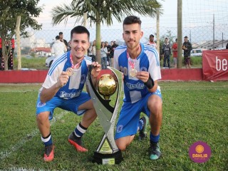 
<a style='margin-left: 5px;' class='btn btn-xs btn-social btn-facebook' href='https://www.facebook.com/sharer/sharer.php?u=https://www.boladovale.com.br/imgs/800-800-90/conteudo/fotos/1636/img6009.jpg' rel='popup' data-width='500' data-height='400'><i class='fa fa-facebook'></i>Compartilhar <span class='hidden-xs'>no Facebook</span>
</a> 
<a class='btn btn-default btn-xs' target='_blank' href='imgs/800-800-90/conteudo/fotos/1636/img6009.jpg'>
<span class='glyphicon glyphicon-cloud-download'></span> Salvar
</a> 
<span></span>