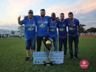 
<a style='margin-left: 5px;' class='btn btn-xs btn-social btn-facebook' href='https://www.facebook.com/sharer/sharer.php?u=https://www.boladovale.com.br/imgs/800-800-90/conteudo/fotos/1636/img6057.jpg' rel='popup' data-width='500' data-height='400'><i class='fa fa-facebook'></i>Compartilhar <span class='hidden-xs'>no Facebook</span>
</a> 
<a class='btn btn-default btn-xs' target='_blank' href='imgs/800-800-90/conteudo/fotos/1636/img6057.jpg'>
<span class='glyphicon glyphicon-cloud-download'></span> Salvar
</a> 
<span></span>