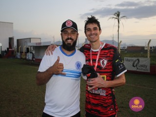 
<a style='margin-left: 5px;' class='btn btn-xs btn-social btn-facebook' href='https://www.facebook.com/sharer/sharer.php?u=https://www.boladovale.com.br/imgs/800-800-90/conteudo/fotos/1636/img6069.jpg' rel='popup' data-width='500' data-height='400'><i class='fa fa-facebook'></i>Compartilhar <span class='hidden-xs'>no Facebook</span>
</a> 
<a class='btn btn-default btn-xs' target='_blank' href='imgs/800-800-90/conteudo/fotos/1636/img6069.jpg'>
<span class='glyphicon glyphicon-cloud-download'></span> Salvar
</a> 
<span></span>