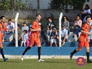 
<a style='margin-left: 5px;' class='btn btn-xs btn-social btn-facebook' href='https://www.facebook.com/sharer/sharer.php?u=https://www.boladovale.com.br/imgs/800-800-90/conteudo/fotos/1637/img4735.jpg' rel='popup' data-width='500' data-height='400'><i class='fa fa-facebook'></i>Compartilhar <span class='hidden-xs'>no Facebook</span>
</a> 
<a class='btn btn-default btn-xs' target='_blank' href='imgs/800-800-90/conteudo/fotos/1637/img4735.jpg'>
<span class='glyphicon glyphicon-cloud-download'></span> Salvar
</a> 
<span></span>