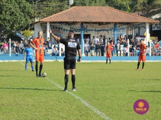 
<a style='margin-left: 5px;' class='btn btn-xs btn-social btn-facebook' href='https://www.facebook.com/sharer/sharer.php?u=https://www.boladovale.com.br/imgs/800-800-90/conteudo/fotos/1637/img4776.jpg' rel='popup' data-width='500' data-height='400'><i class='fa fa-facebook'></i>Compartilhar <span class='hidden-xs'>no Facebook</span>
</a> 
<a class='btn btn-default btn-xs' target='_blank' href='imgs/800-800-90/conteudo/fotos/1637/img4776.jpg'>
<span class='glyphicon glyphicon-cloud-download'></span> Salvar
</a> 
<span></span>