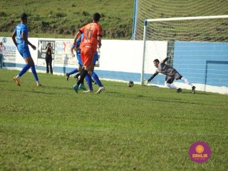 
<a style='margin-left: 5px;' class='btn btn-xs btn-social btn-facebook' href='https://www.facebook.com/sharer/sharer.php?u=https://www.boladovale.com.br/imgs/800-800-90/conteudo/fotos/1637/img4792.jpg' rel='popup' data-width='500' data-height='400'><i class='fa fa-facebook'></i>Compartilhar <span class='hidden-xs'>no Facebook</span>
</a> 
<a class='btn btn-default btn-xs' target='_blank' href='imgs/800-800-90/conteudo/fotos/1637/img4792.jpg'>
<span class='glyphicon glyphicon-cloud-download'></span> Salvar
</a> 
<span></span>