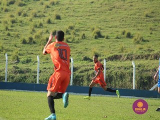 
<a style='margin-left: 5px;' class='btn btn-xs btn-social btn-facebook' href='https://www.facebook.com/sharer/sharer.php?u=https://www.boladovale.com.br/imgs/800-800-90/conteudo/fotos/1637/img4796.jpg' rel='popup' data-width='500' data-height='400'><i class='fa fa-facebook'></i>Compartilhar <span class='hidden-xs'>no Facebook</span>
</a> 
<a class='btn btn-default btn-xs' target='_blank' href='imgs/800-800-90/conteudo/fotos/1637/img4796.jpg'>
<span class='glyphicon glyphicon-cloud-download'></span> Salvar
</a> 
<span></span>