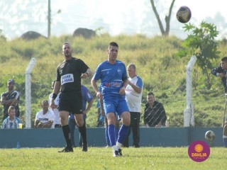 
<a style='margin-left: 5px;' class='btn btn-xs btn-social btn-facebook' href='https://www.facebook.com/sharer/sharer.php?u=https://www.boladovale.com.br/imgs/800-800-90/conteudo/fotos/1637/img4942.jpg' rel='popup' data-width='500' data-height='400'><i class='fa fa-facebook'></i>Compartilhar <span class='hidden-xs'>no Facebook</span>
</a> 
<a class='btn btn-default btn-xs' target='_blank' href='imgs/800-800-90/conteudo/fotos/1637/img4942.jpg'>
<span class='glyphicon glyphicon-cloud-download'></span> Salvar
</a> 
<span></span>