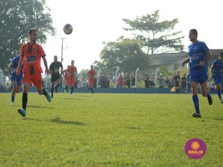 
<a style='margin-left: 5px;' class='btn btn-xs btn-social btn-facebook' href='https://www.facebook.com/sharer/sharer.php?u=https://www.boladovale.com.br/imgs/800-800-90/conteudo/fotos/1637/img4949.jpg' rel='popup' data-width='500' data-height='400'><i class='fa fa-facebook'></i>Compartilhar <span class='hidden-xs'>no Facebook</span>
</a> 
<a class='btn btn-default btn-xs' target='_blank' href='imgs/800-800-90/conteudo/fotos/1637/img4949.jpg'>
<span class='glyphicon glyphicon-cloud-download'></span> Salvar
</a> 
<span></span>