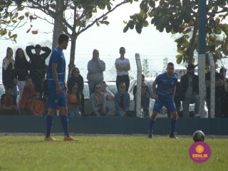 
<a style='margin-left: 5px;' class='btn btn-xs btn-social btn-facebook' href='https://www.facebook.com/sharer/sharer.php?u=https://www.boladovale.com.br/imgs/800-800-90/conteudo/fotos/1637/img4955.jpg' rel='popup' data-width='500' data-height='400'><i class='fa fa-facebook'></i>Compartilhar <span class='hidden-xs'>no Facebook</span>
</a> 
<a class='btn btn-default btn-xs' target='_blank' href='imgs/800-800-90/conteudo/fotos/1637/img4955.jpg'>
<span class='glyphicon glyphicon-cloud-download'></span> Salvar
</a> 
<span></span>