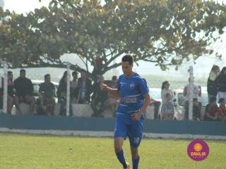 
<a style='margin-left: 5px;' class='btn btn-xs btn-social btn-facebook' href='https://www.facebook.com/sharer/sharer.php?u=https://www.boladovale.com.br/imgs/800-800-90/conteudo/fotos/1637/img4958.jpg' rel='popup' data-width='500' data-height='400'><i class='fa fa-facebook'></i>Compartilhar <span class='hidden-xs'>no Facebook</span>
</a> 
<a class='btn btn-default btn-xs' target='_blank' href='imgs/800-800-90/conteudo/fotos/1637/img4958.jpg'>
<span class='glyphicon glyphicon-cloud-download'></span> Salvar
</a> 
<span></span>