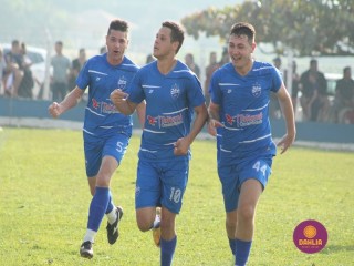 
<a style='margin-left: 5px;' class='btn btn-xs btn-social btn-facebook' href='https://www.facebook.com/sharer/sharer.php?u=https://www.boladovale.com.br/imgs/800-800-90/conteudo/fotos/1637/img4962.jpg' rel='popup' data-width='500' data-height='400'><i class='fa fa-facebook'></i>Compartilhar <span class='hidden-xs'>no Facebook</span>
</a> 
<a class='btn btn-default btn-xs' target='_blank' href='imgs/800-800-90/conteudo/fotos/1637/img4962.jpg'>
<span class='glyphicon glyphicon-cloud-download'></span> Salvar
</a> 
<span></span>