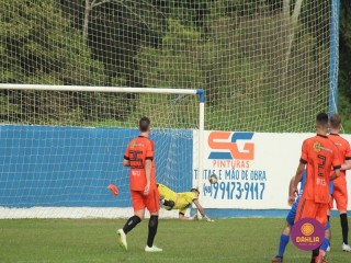 
<a style='margin-left: 5px;' class='btn btn-xs btn-social btn-facebook' href='https://www.facebook.com/sharer/sharer.php?u=https://www.boladovale.com.br/imgs/800-800-90/conteudo/fotos/1637/img5083.jpg' rel='popup' data-width='500' data-height='400'><i class='fa fa-facebook'></i>Compartilhar <span class='hidden-xs'>no Facebook</span>
</a> 
<a class='btn btn-default btn-xs' target='_blank' href='imgs/800-800-90/conteudo/fotos/1637/img5083.jpg'>
<span class='glyphicon glyphicon-cloud-download'></span> Salvar
</a> 
<span></span>