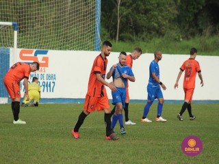 
<a style='margin-left: 5px;' class='btn btn-xs btn-social btn-facebook' href='https://www.facebook.com/sharer/sharer.php?u=https://www.boladovale.com.br/imgs/800-800-90/conteudo/fotos/1637/img5084.jpg' rel='popup' data-width='500' data-height='400'><i class='fa fa-facebook'></i>Compartilhar <span class='hidden-xs'>no Facebook</span>
</a> 
<a class='btn btn-default btn-xs' target='_blank' href='imgs/800-800-90/conteudo/fotos/1637/img5084.jpg'>
<span class='glyphicon glyphicon-cloud-download'></span> Salvar
</a> 
<span></span>