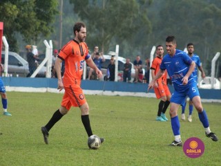 
<a style='margin-left: 5px;' class='btn btn-xs btn-social btn-facebook' href='https://www.facebook.com/sharer/sharer.php?u=https://www.boladovale.com.br/imgs/800-800-90/conteudo/fotos/1637/img5105.jpg' rel='popup' data-width='500' data-height='400'><i class='fa fa-facebook'></i>Compartilhar <span class='hidden-xs'>no Facebook</span>
</a> 
<a class='btn btn-default btn-xs' target='_blank' href='imgs/800-800-90/conteudo/fotos/1637/img5105.jpg'>
<span class='glyphicon glyphicon-cloud-download'></span> Salvar
</a> 
<span></span>