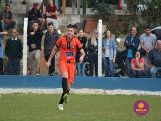 
<a style='margin-left: 5px;' class='btn btn-xs btn-social btn-facebook' href='https://www.facebook.com/sharer/sharer.php?u=https://www.boladovale.com.br/imgs/800-800-90/conteudo/fotos/1637/img5127.jpg' rel='popup' data-width='500' data-height='400'><i class='fa fa-facebook'></i>Compartilhar <span class='hidden-xs'>no Facebook</span>
</a> 
<a class='btn btn-default btn-xs' target='_blank' href='imgs/800-800-90/conteudo/fotos/1637/img5127.jpg'>
<span class='glyphicon glyphicon-cloud-download'></span> Salvar
</a> 
<span></span>