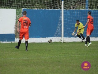 
<a style='margin-left: 5px;' class='btn btn-xs btn-social btn-facebook' href='https://www.facebook.com/sharer/sharer.php?u=https://www.boladovale.com.br/imgs/800-800-90/conteudo/fotos/1637/img5151.jpg' rel='popup' data-width='500' data-height='400'><i class='fa fa-facebook'></i>Compartilhar <span class='hidden-xs'>no Facebook</span>
</a> 
<a class='btn btn-default btn-xs' target='_blank' href='imgs/800-800-90/conteudo/fotos/1637/img5151.jpg'>
<span class='glyphicon glyphicon-cloud-download'></span> Salvar
</a> 
<span></span>