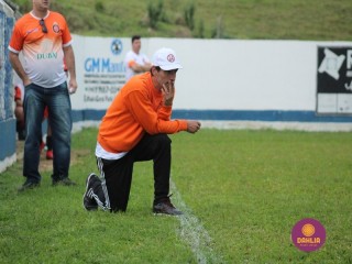 
<a style='margin-left: 5px;' class='btn btn-xs btn-social btn-facebook' href='https://www.facebook.com/sharer/sharer.php?u=https://www.boladovale.com.br/imgs/800-800-90/conteudo/fotos/1637/img5179.jpg' rel='popup' data-width='500' data-height='400'><i class='fa fa-facebook'></i>Compartilhar <span class='hidden-xs'>no Facebook</span>
</a> 
<a class='btn btn-default btn-xs' target='_blank' href='imgs/800-800-90/conteudo/fotos/1637/img5179.jpg'>
<span class='glyphicon glyphicon-cloud-download'></span> Salvar
</a> 
<span></span>