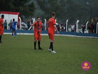 
<a style='margin-left: 5px;' class='btn btn-xs btn-social btn-facebook' href='https://www.facebook.com/sharer/sharer.php?u=https://www.boladovale.com.br/imgs/800-800-90/conteudo/fotos/1637/img5184.jpg' rel='popup' data-width='500' data-height='400'><i class='fa fa-facebook'></i>Compartilhar <span class='hidden-xs'>no Facebook</span>
</a> 
<a class='btn btn-default btn-xs' target='_blank' href='imgs/800-800-90/conteudo/fotos/1637/img5184.jpg'>
<span class='glyphicon glyphicon-cloud-download'></span> Salvar
</a> 
<span></span>