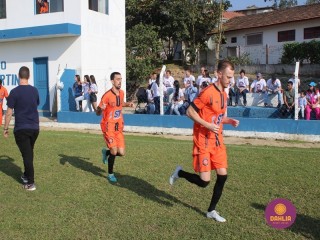 
<a style='margin-left: 5px;' class='btn btn-xs btn-social btn-facebook' href='https://www.facebook.com/sharer/sharer.php?u=https://www.boladovale.com.br/imgs/800-800-90/conteudo/fotos/1637/img6573.jpg' rel='popup' data-width='500' data-height='400'><i class='fa fa-facebook'></i>Compartilhar <span class='hidden-xs'>no Facebook</span>
</a> 
<a class='btn btn-default btn-xs' target='_blank' href='imgs/800-800-90/conteudo/fotos/1637/img6573.jpg'>
<span class='glyphicon glyphicon-cloud-download'></span> Salvar
</a> 
<span></span>