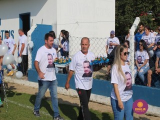 
<a style='margin-left: 5px;' class='btn btn-xs btn-social btn-facebook' href='https://www.facebook.com/sharer/sharer.php?u=https://www.boladovale.com.br/imgs/800-800-90/conteudo/fotos/1637/img6588.jpg' rel='popup' data-width='500' data-height='400'><i class='fa fa-facebook'></i>Compartilhar <span class='hidden-xs'>no Facebook</span>
</a> 
<a class='btn btn-default btn-xs' target='_blank' href='imgs/800-800-90/conteudo/fotos/1637/img6588.jpg'>
<span class='glyphicon glyphicon-cloud-download'></span> Salvar
</a> 
<span></span>