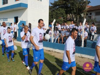 
<a style='margin-left: 5px;' class='btn btn-xs btn-social btn-facebook' href='https://www.facebook.com/sharer/sharer.php?u=https://www.boladovale.com.br/imgs/800-800-90/conteudo/fotos/1637/img6597.jpg' rel='popup' data-width='500' data-height='400'><i class='fa fa-facebook'></i>Compartilhar <span class='hidden-xs'>no Facebook</span>
</a> 
<a class='btn btn-default btn-xs' target='_blank' href='imgs/800-800-90/conteudo/fotos/1637/img6597.jpg'>
<span class='glyphicon glyphicon-cloud-download'></span> Salvar
</a> 
<span></span>