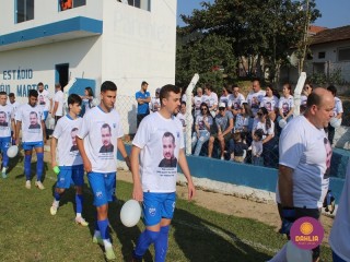 
<a style='margin-left: 5px;' class='btn btn-xs btn-social btn-facebook' href='https://www.facebook.com/sharer/sharer.php?u=https://www.boladovale.com.br/imgs/800-800-90/conteudo/fotos/1637/img6600.jpg' rel='popup' data-width='500' data-height='400'><i class='fa fa-facebook'></i>Compartilhar <span class='hidden-xs'>no Facebook</span>
</a> 
<a class='btn btn-default btn-xs' target='_blank' href='imgs/800-800-90/conteudo/fotos/1637/img6600.jpg'>
<span class='glyphicon glyphicon-cloud-download'></span> Salvar
</a> 
<span></span>