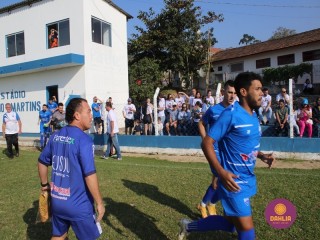 
<a style='margin-left: 5px;' class='btn btn-xs btn-social btn-facebook' href='https://www.facebook.com/sharer/sharer.php?u=https://www.boladovale.com.br/imgs/800-800-90/conteudo/fotos/1637/img6638.jpg' rel='popup' data-width='500' data-height='400'><i class='fa fa-facebook'></i>Compartilhar <span class='hidden-xs'>no Facebook</span>
</a> 
<a class='btn btn-default btn-xs' target='_blank' href='imgs/800-800-90/conteudo/fotos/1637/img6638.jpg'>
<span class='glyphicon glyphicon-cloud-download'></span> Salvar
</a> 
<span></span>