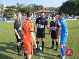 
<a style='margin-left: 5px;' class='btn btn-xs btn-social btn-facebook' href='https://www.facebook.com/sharer/sharer.php?u=https://www.boladovale.com.br/imgs/800-800-90/conteudo/fotos/1637/img6649.jpg' rel='popup' data-width='500' data-height='400'><i class='fa fa-facebook'></i>Compartilhar <span class='hidden-xs'>no Facebook</span>
</a> 
<a class='btn btn-default btn-xs' target='_blank' href='imgs/800-800-90/conteudo/fotos/1637/img6649.jpg'>
<span class='glyphicon glyphicon-cloud-download'></span> Salvar
</a> 
<span></span>