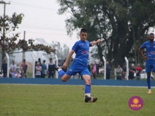 
<a style='margin-left: 5px;' class='btn btn-xs btn-social btn-facebook' href='https://www.facebook.com/sharer/sharer.php?u=https://www.boladovale.com.br/imgs/800-800-90/conteudo/fotos/1637/img6904.jpg' rel='popup' data-width='500' data-height='400'><i class='fa fa-facebook'></i>Compartilhar <span class='hidden-xs'>no Facebook</span>
</a> 
<a class='btn btn-default btn-xs' target='_blank' href='imgs/800-800-90/conteudo/fotos/1637/img6904.jpg'>
<span class='glyphicon glyphicon-cloud-download'></span> Salvar
</a> 
<span></span>