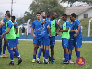 
<a style='margin-left: 5px;' class='btn btn-xs btn-social btn-facebook' href='https://www.facebook.com/sharer/sharer.php?u=https://www.boladovale.com.br/imgs/800-800-90/conteudo/fotos/1637/img6917.jpg' rel='popup' data-width='500' data-height='400'><i class='fa fa-facebook'></i>Compartilhar <span class='hidden-xs'>no Facebook</span>
</a> 
<a class='btn btn-default btn-xs' target='_blank' href='imgs/800-800-90/conteudo/fotos/1637/img6917.jpg'>
<span class='glyphicon glyphicon-cloud-download'></span> Salvar
</a> 
<span></span>