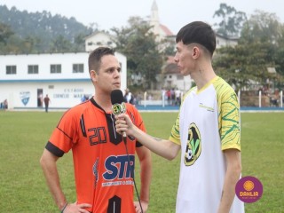 
<a style='margin-left: 5px;' class='btn btn-xs btn-social btn-facebook' href='https://www.facebook.com/sharer/sharer.php?u=https://www.boladovale.com.br/imgs/800-800-90/conteudo/fotos/1637/img6925.jpg' rel='popup' data-width='500' data-height='400'><i class='fa fa-facebook'></i>Compartilhar <span class='hidden-xs'>no Facebook</span>
</a> 
<a class='btn btn-default btn-xs' target='_blank' href='imgs/800-800-90/conteudo/fotos/1637/img6925.jpg'>
<span class='glyphicon glyphicon-cloud-download'></span> Salvar
</a> 
<span></span>