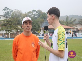 
<a style='margin-left: 5px;' class='btn btn-xs btn-social btn-facebook' href='https://www.facebook.com/sharer/sharer.php?u=https://www.boladovale.com.br/imgs/800-800-90/conteudo/fotos/1637/img6929.jpg' rel='popup' data-width='500' data-height='400'><i class='fa fa-facebook'></i>Compartilhar <span class='hidden-xs'>no Facebook</span>
</a> 
<a class='btn btn-default btn-xs' target='_blank' href='imgs/800-800-90/conteudo/fotos/1637/img6929.jpg'>
<span class='glyphicon glyphicon-cloud-download'></span> Salvar
</a> 
<span></span>