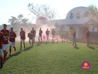 
<a style='margin-left: 5px;' class='btn btn-xs btn-social btn-facebook' href='https://www.facebook.com/sharer/sharer.php?u=https://www.boladovale.com.br/imgs/800-800-90/conteudo/fotos/1638/img5289.jpg' rel='popup' data-width='500' data-height='400'><i class='fa fa-facebook'></i>Compartilhar <span class='hidden-xs'>no Facebook</span>
</a> 
<a class='btn btn-default btn-xs' target='_blank' href='imgs/800-800-90/conteudo/fotos/1638/img5289.jpg'>
<span class='glyphicon glyphicon-cloud-download'></span> Salvar
</a> 
<span></span>