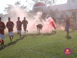
<a style='margin-left: 5px;' class='btn btn-xs btn-social btn-facebook' href='https://www.facebook.com/sharer/sharer.php?u=https://www.boladovale.com.br/imgs/800-800-90/conteudo/fotos/1638/img5291.jpg' rel='popup' data-width='500' data-height='400'><i class='fa fa-facebook'></i>Compartilhar <span class='hidden-xs'>no Facebook</span>
</a> 
<a class='btn btn-default btn-xs' target='_blank' href='imgs/800-800-90/conteudo/fotos/1638/img5291.jpg'>
<span class='glyphicon glyphicon-cloud-download'></span> Salvar
</a> 
<span></span>