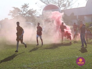 
<a style='margin-left: 5px;' class='btn btn-xs btn-social btn-facebook' href='https://www.facebook.com/sharer/sharer.php?u=https://www.boladovale.com.br/imgs/800-800-90/conteudo/fotos/1638/img5293.jpg' rel='popup' data-width='500' data-height='400'><i class='fa fa-facebook'></i>Compartilhar <span class='hidden-xs'>no Facebook</span>
</a> 
<a class='btn btn-default btn-xs' target='_blank' href='imgs/800-800-90/conteudo/fotos/1638/img5293.jpg'>
<span class='glyphicon glyphicon-cloud-download'></span> Salvar
</a> 
<span></span>