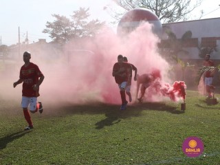 
<a style='margin-left: 5px;' class='btn btn-xs btn-social btn-facebook' href='https://www.facebook.com/sharer/sharer.php?u=https://www.boladovale.com.br/imgs/800-800-90/conteudo/fotos/1638/img5299.jpg' rel='popup' data-width='500' data-height='400'><i class='fa fa-facebook'></i>Compartilhar <span class='hidden-xs'>no Facebook</span>
</a> 
<a class='btn btn-default btn-xs' target='_blank' href='imgs/800-800-90/conteudo/fotos/1638/img5299.jpg'>
<span class='glyphicon glyphicon-cloud-download'></span> Salvar
</a> 
<span></span>