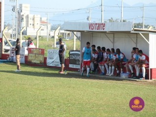 
<a style='margin-left: 5px;' class='btn btn-xs btn-social btn-facebook' href='https://www.facebook.com/sharer/sharer.php?u=https://www.boladovale.com.br/imgs/800-800-90/conteudo/fotos/1638/img5328.jpg' rel='popup' data-width='500' data-height='400'><i class='fa fa-facebook'></i>Compartilhar <span class='hidden-xs'>no Facebook</span>
</a> 
<a class='btn btn-default btn-xs' target='_blank' href='imgs/800-800-90/conteudo/fotos/1638/img5328.jpg'>
<span class='glyphicon glyphicon-cloud-download'></span> Salvar
</a> 
<span></span>